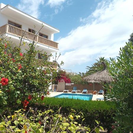 Apartamentos Can Salas Cala Figuera  Luaran gambar
