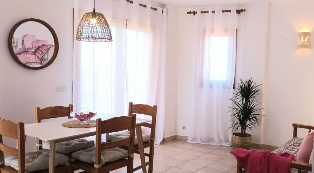 Apartamentos Can Salas Cala Figuera  Luaran gambar