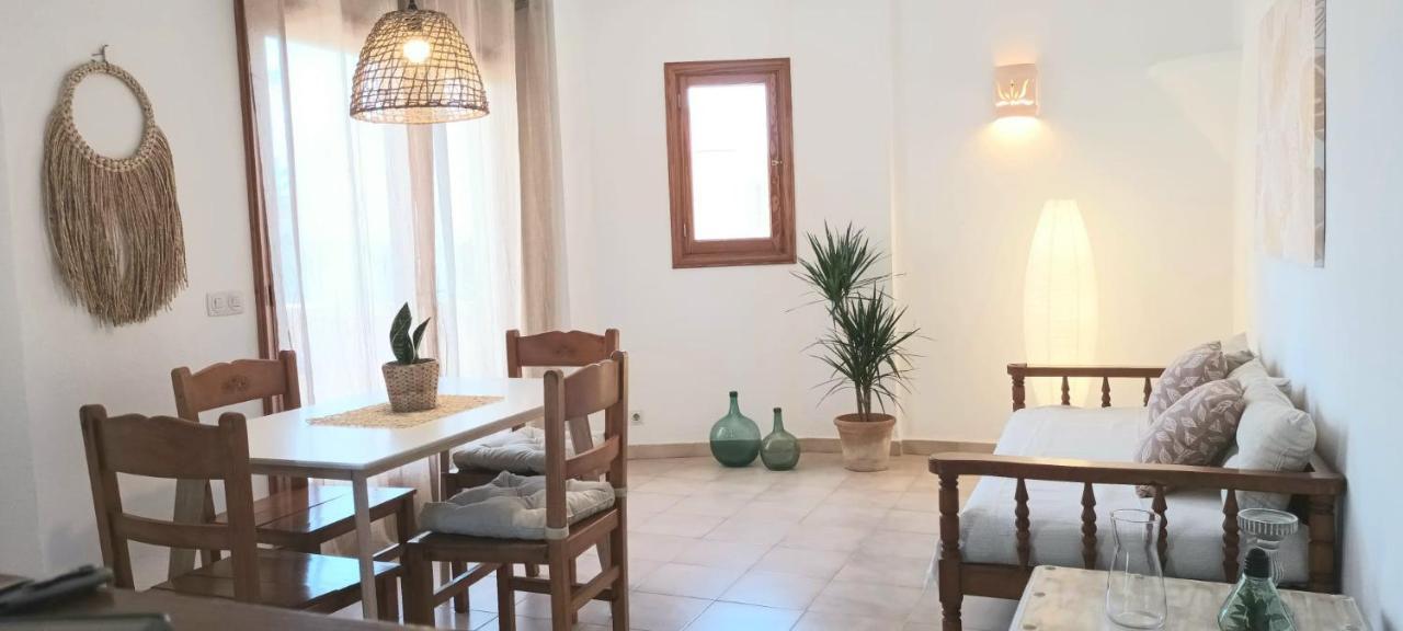 Apartamentos Can Salas Cala Figuera  Luaran gambar